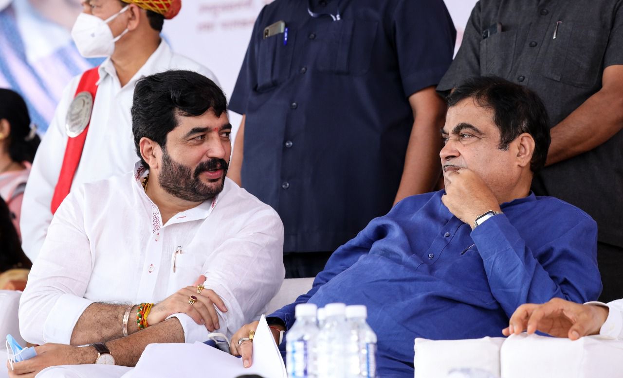 Union Cabinet Minister for Roads Shri. Nitin Ji Gadkari at Boomipujan of New Flyover at Sinhgad Road.